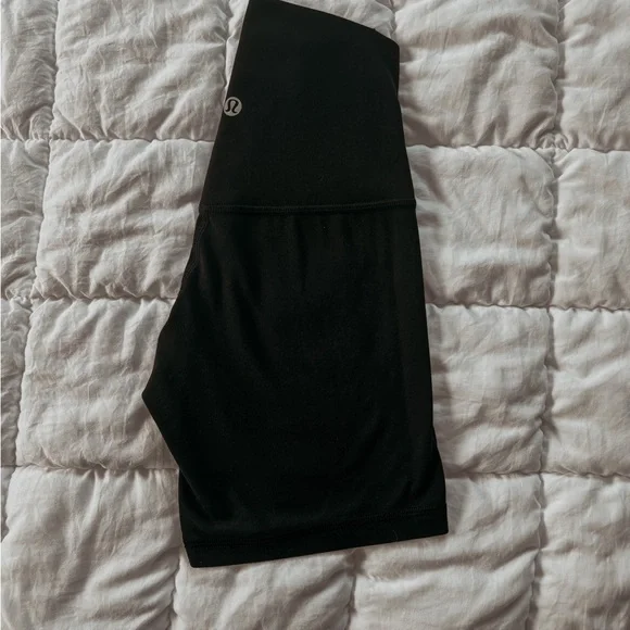NWOT Lululemon Align High- Rise Short 6” Women's Black - Picture 3 of 7